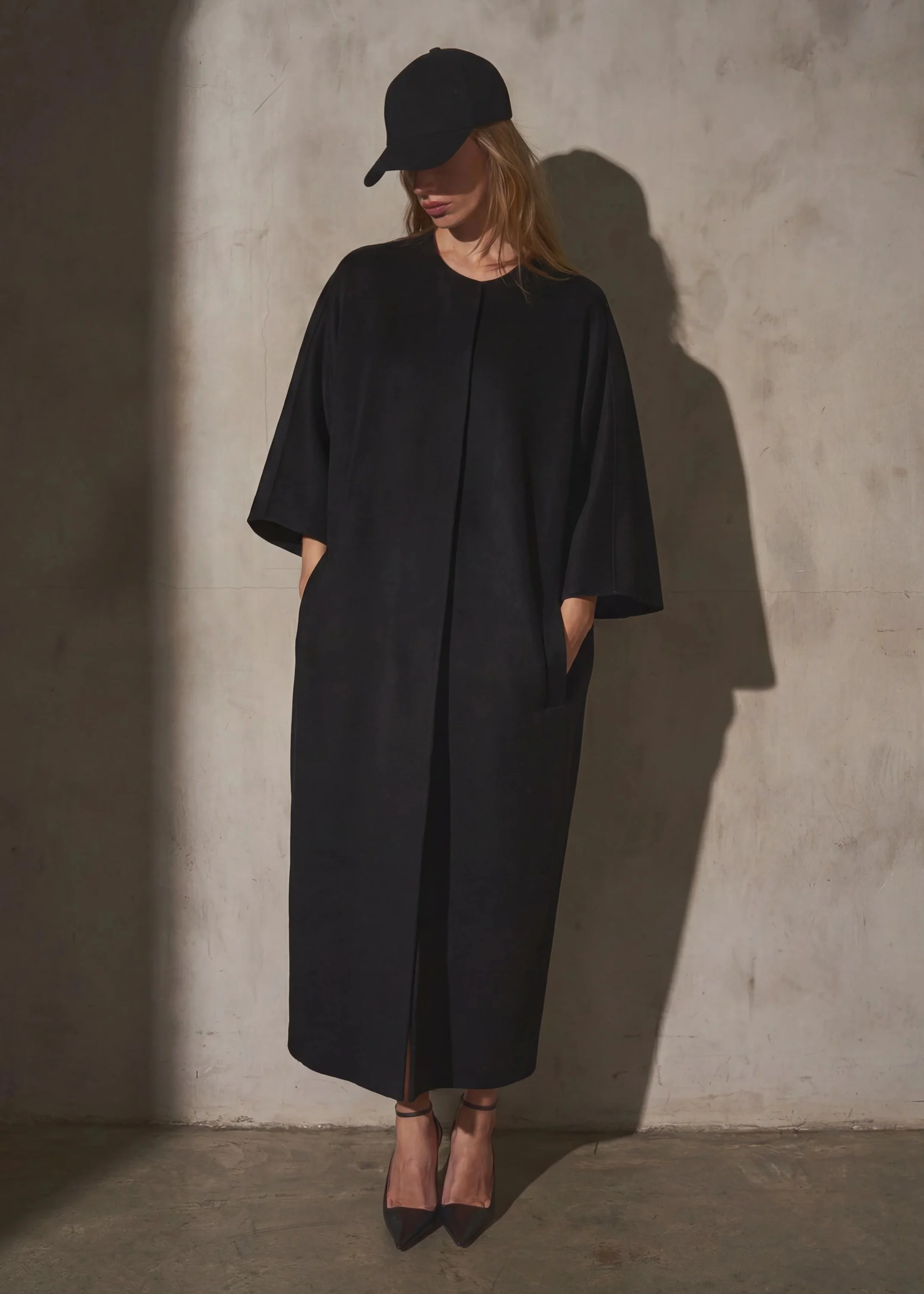 COLLARLESS CASHMERE BELTED COAT - Noir - Image 4
