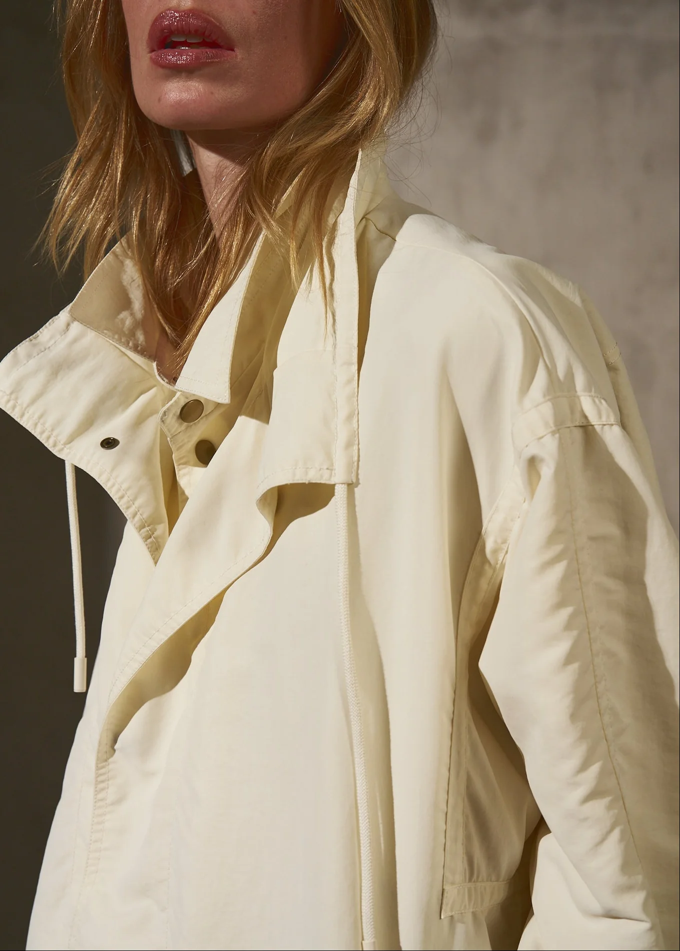 DOUBLE FRONT BOMBER - Cream - Image 11