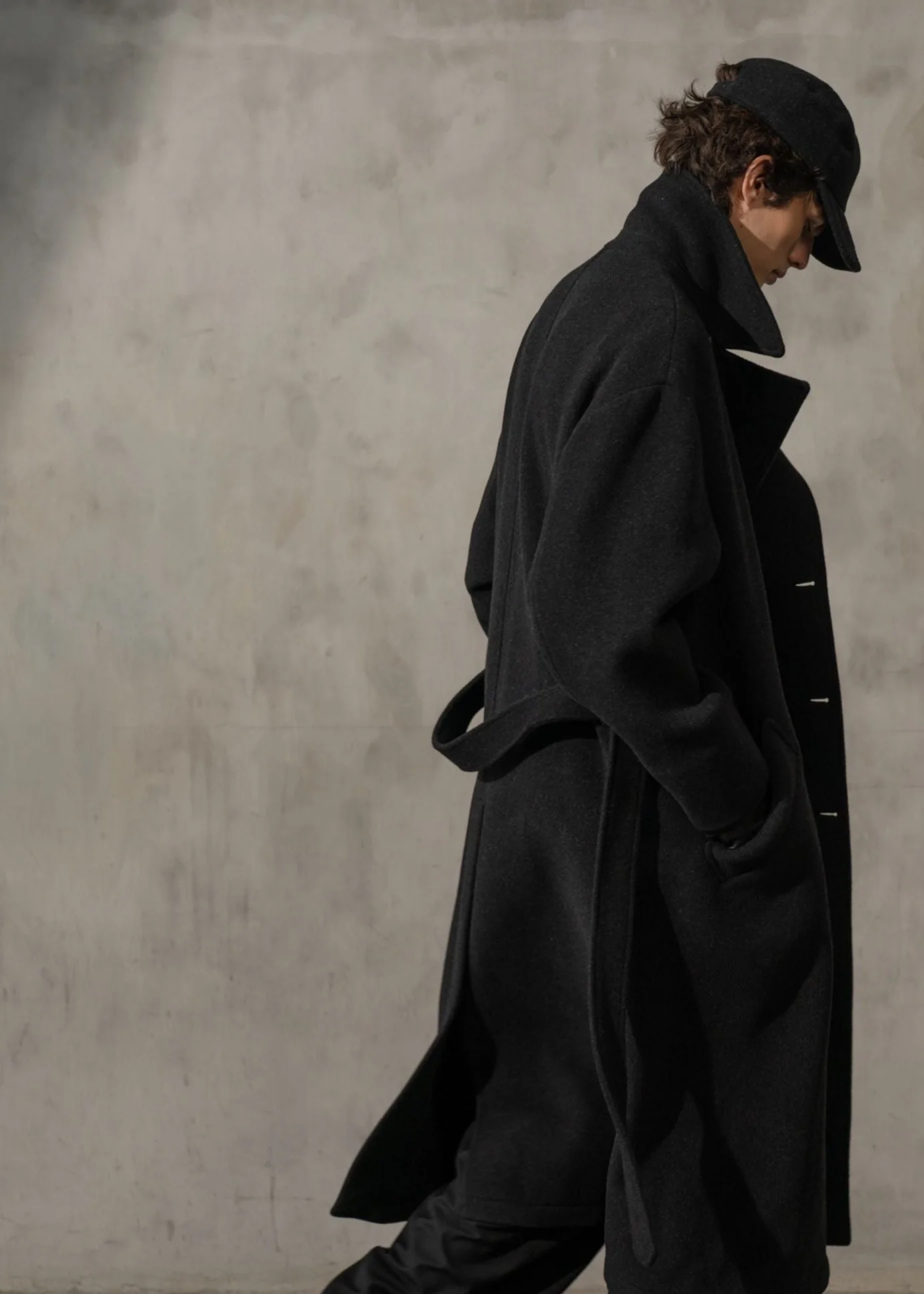 HERRINGBONE BELTED TOPCOAT - Charcoal - Image 4