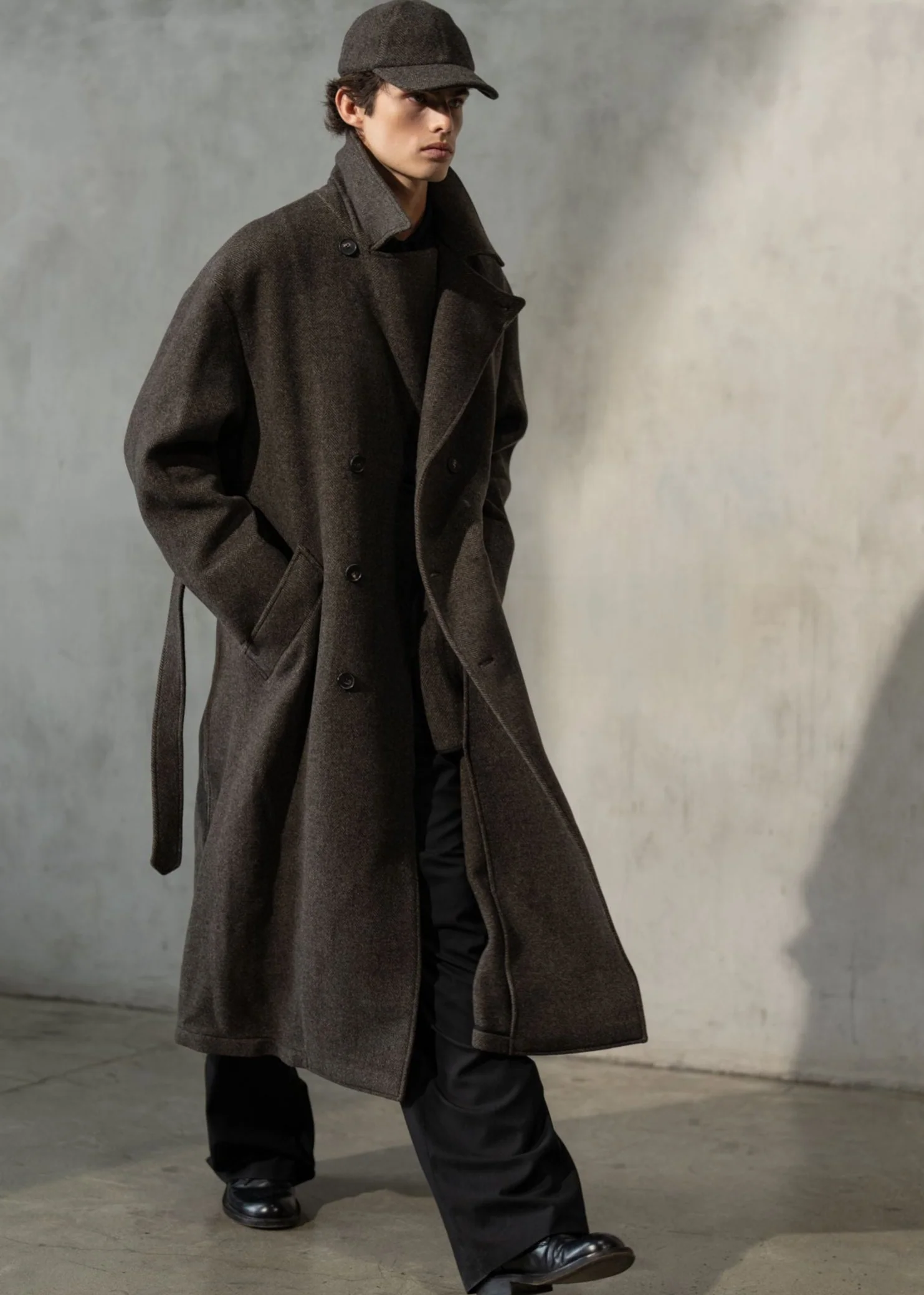 HERRINGBONE BELTED TOPCOAT - Espresso - Image 4