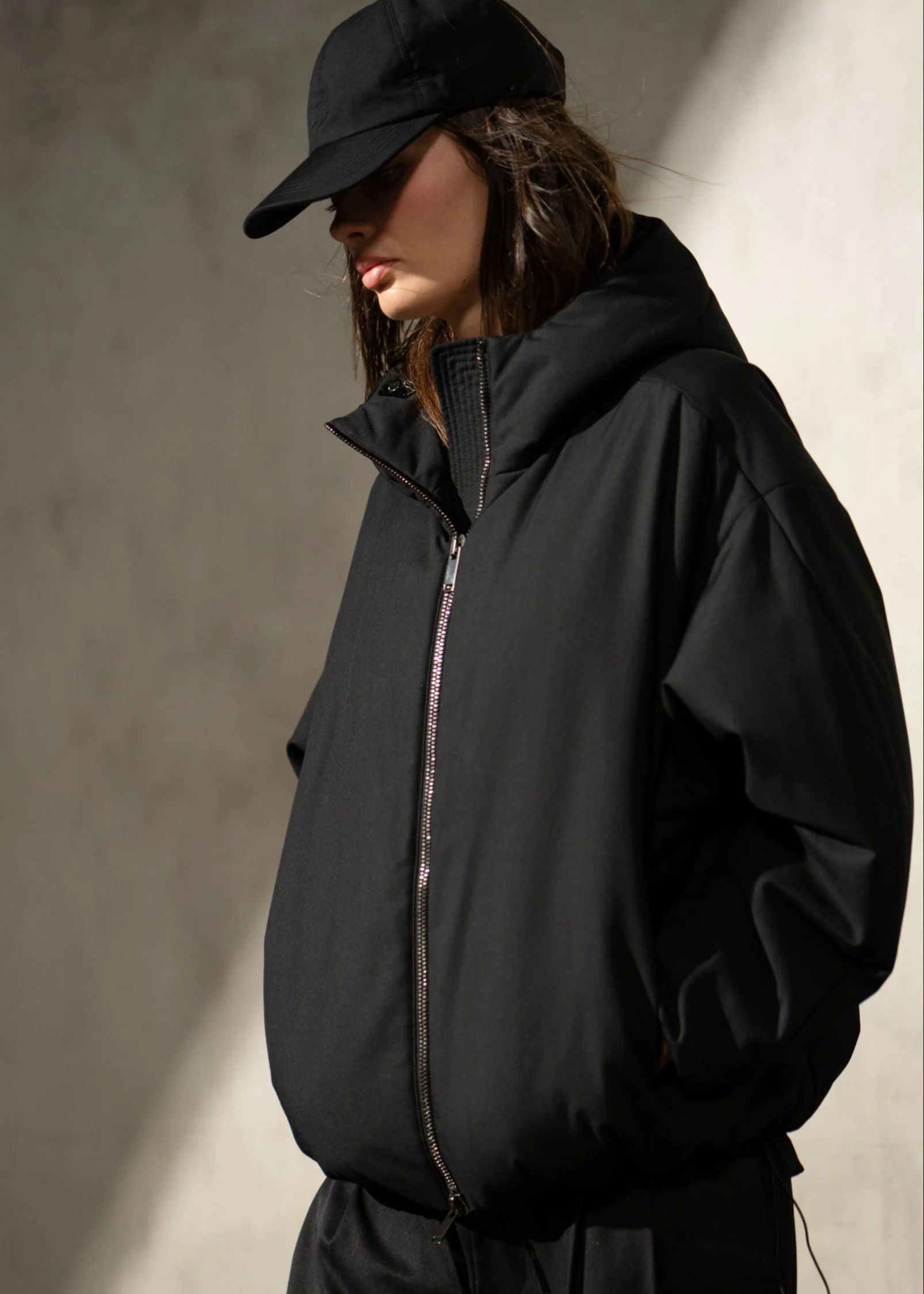AUTER HOODED PUFFER - Noir - Image 4