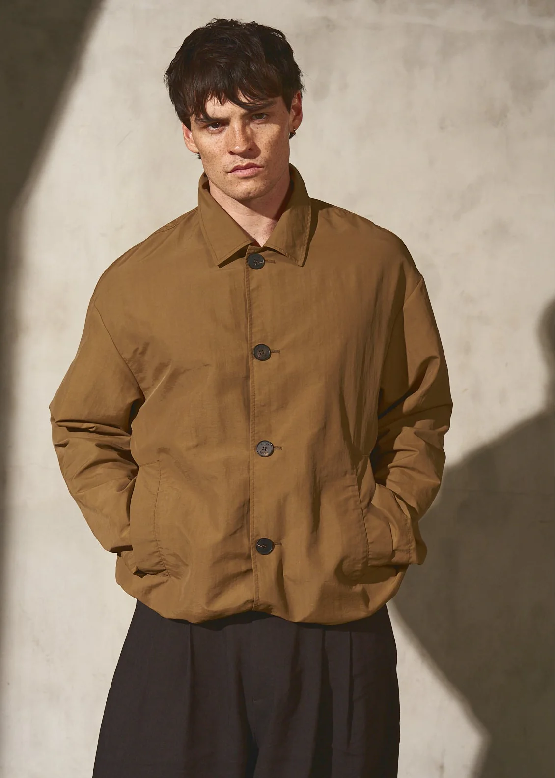 PAPERWEIGHT SHIRT JACKET - Latte - Image 6