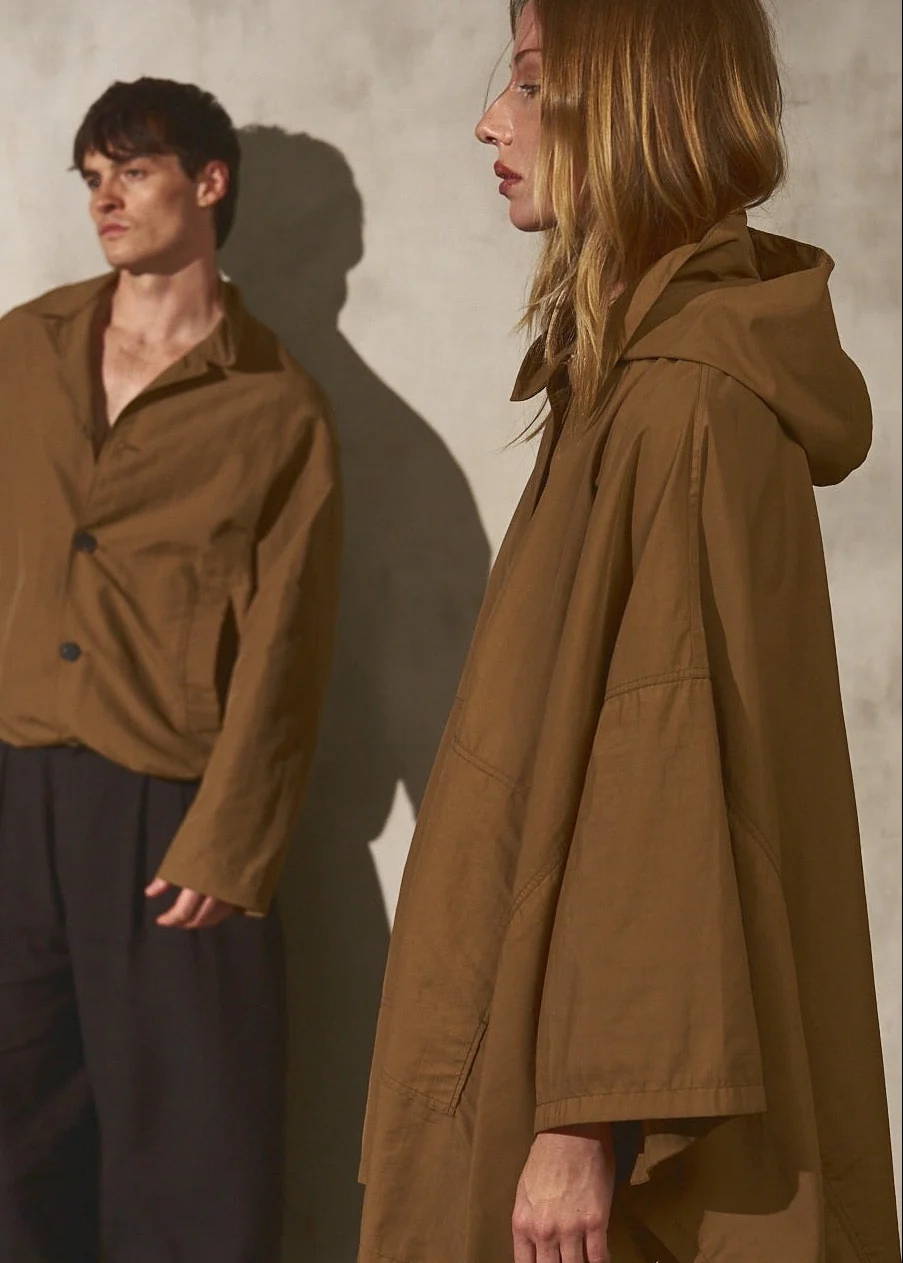 PAPERWEIGHT PONCHO - Latte - Image 4
